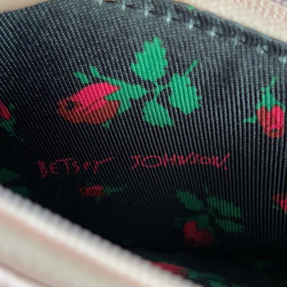 Betsey Johnson Light Pink Bow Shoulder Crossbody Bag Purse Wallet - Picture 16 of 17